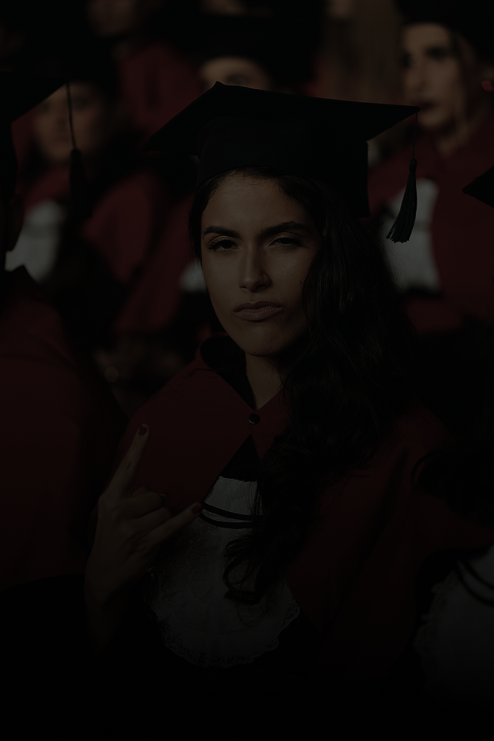 Isadora jogando futevôlei